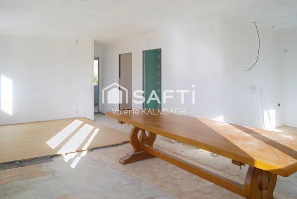 Ensemble immobilier 2 maisons, 2 garages, jardin