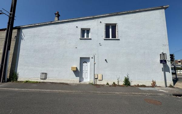 Maison à vendre    6 pièces • 150 m2 La Fère