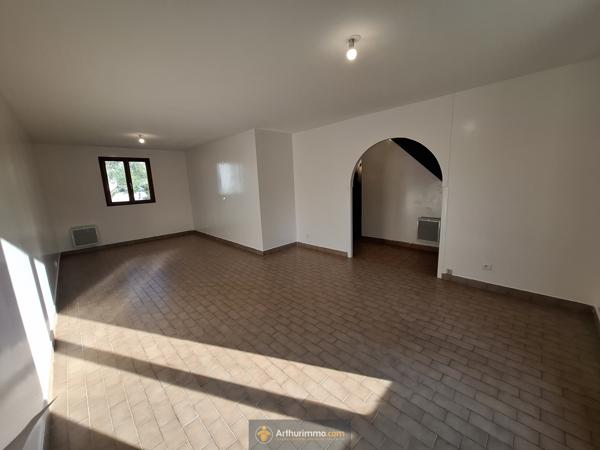 Coulommiers (77120) MAISON T6 118M SUR SOUS-SOL TOTAL COULOMMIERS