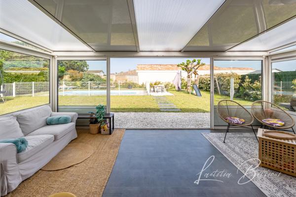 Villenave-d'Ornon (33140) Maison rénovée 5P/112.27m² avec Piscine, Garage, Boulodrome