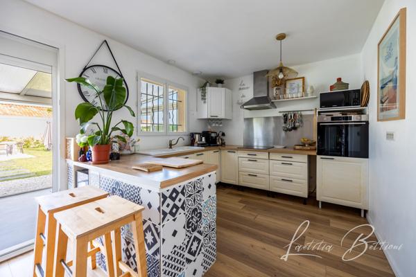 Villenave-d'Ornon (33140) Maison rénovée 5P/112.27m² avec Piscine, Garage, Boulodrome