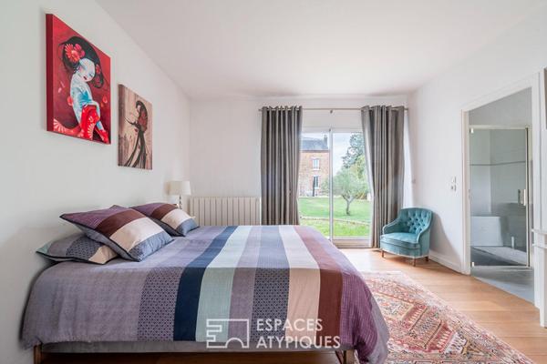 Ensemble immobilier avec jardins : meulière et maison contemporaine