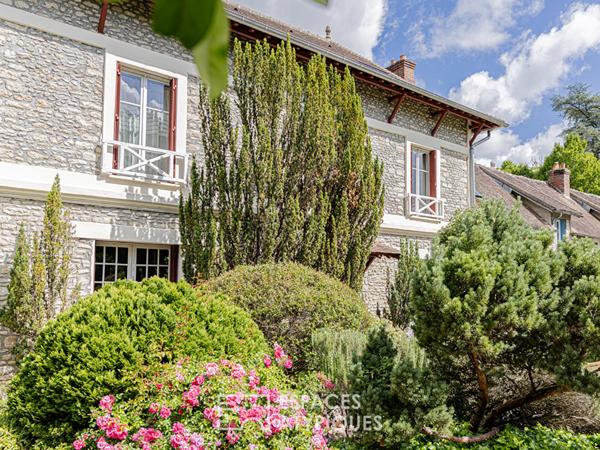 Maison de caractère du début du XXe siècle au bord de l’Essonne