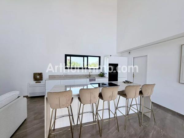 Vente                                                      Villa
                        
                     4 pièces                      125 m2                     à Vias
