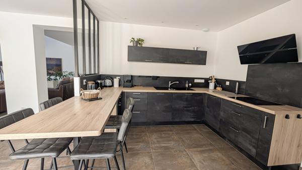 Écommoy (72220) LOFT ENTIÈREMENT RÉNOVÉ - 220M2