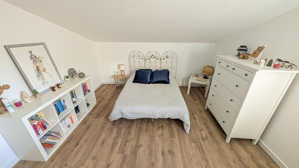 Écommoy (72220) LOFT ENTIÈREMENT RÉNOVÉ - 220M2