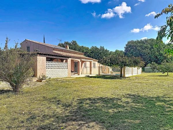 Vente                                                      Maison
                        
                     6 pièces                      140 m2                     à Trets