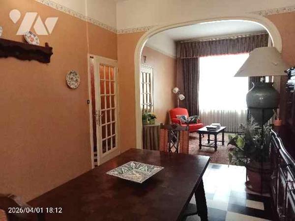 Maison de ville de 4 pièces-99m2 + cour extérieure à vendre