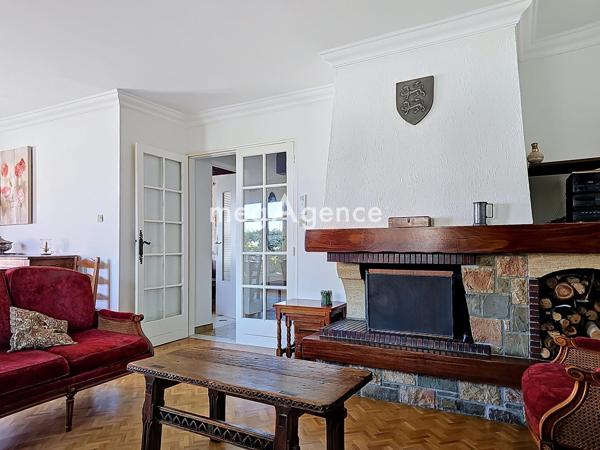 Maison à BOUAFLE, 78410 - 9 pièces 175m²