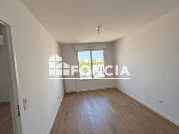 Location Appartement 5 pièces 126.4 m² - Clichy 92110