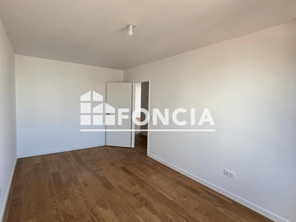 Location Appartement 5 pièces 126.4 m² - Clichy 92110