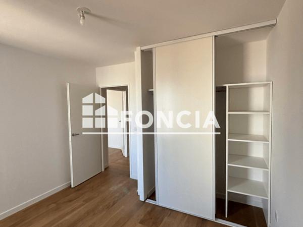 Location Appartement 5 pièces 126.4 m² - Clichy 92110