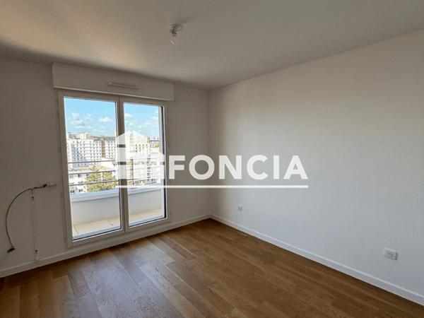 Location Appartement 5 pièces 126.4 m² - Clichy 92110