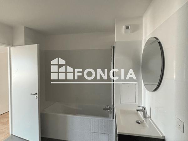 Location Appartement 5 pièces 126.4 m² - Clichy 92110