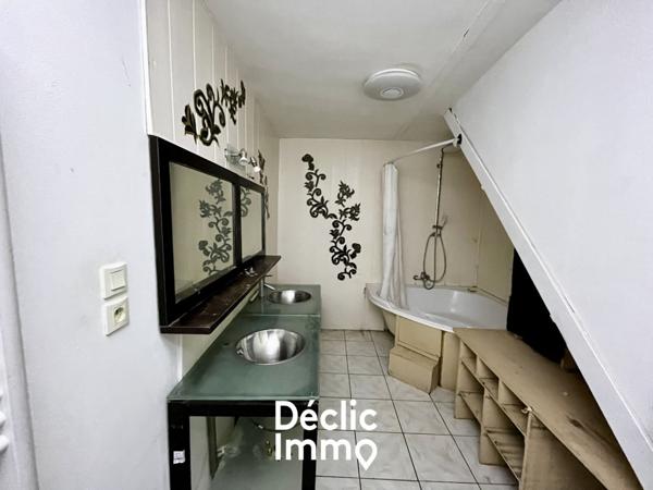 Vente maison Saint sauvant, 160m² 6 pièces 107 000€ Vienne
