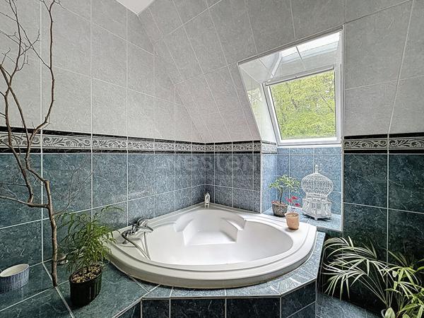 Maison Gouvieux 7 pièce(s) 152 m2 habitable, jardin plus de 1700m2