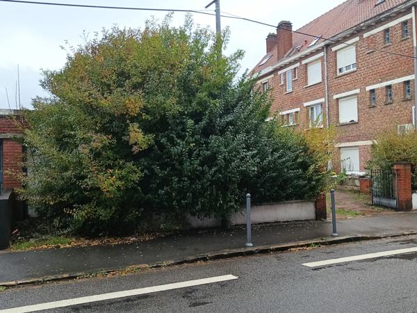 Terrain d'exception a batir avec garage-lille fives