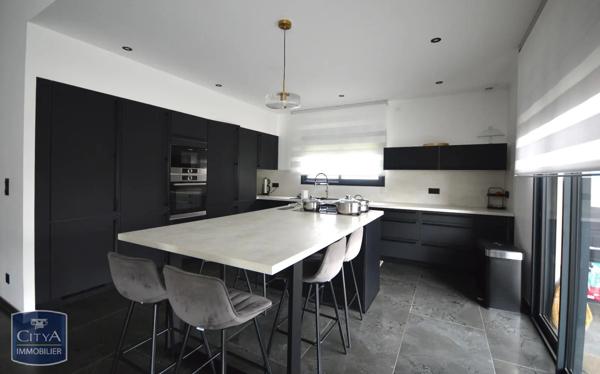 Maison à vendre 7 pièces 175m² Cholet (49300)