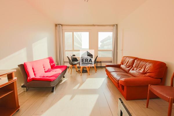 Appartement Paris 3 pièce(s) 66.4 m2