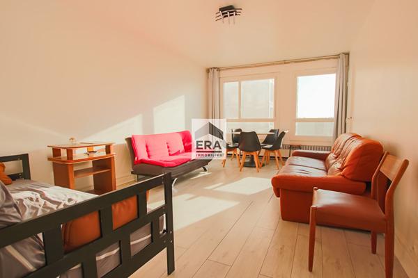 Appartement Paris 3 pièce(s) 66.4 m2