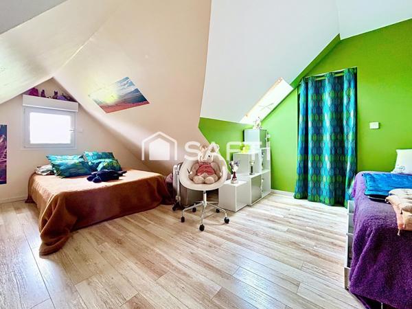 UN CADRE IDYLIQUE pour cette maison de 220m2