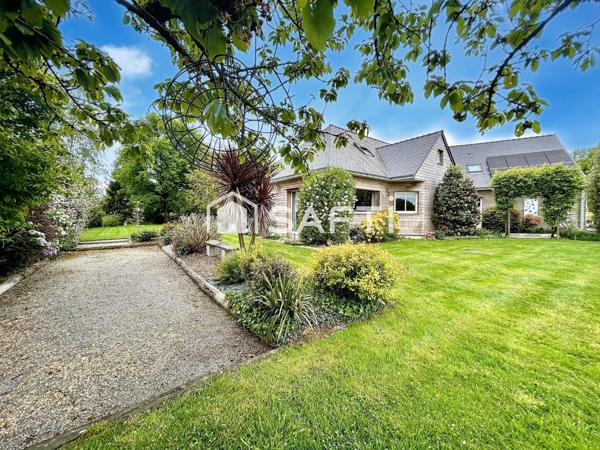 UN CADRE IDYLIQUE pour cette maison de 220m2