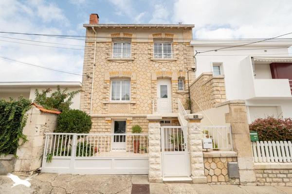Maison à vendre |  Royan |  9 pièces | 150 m²