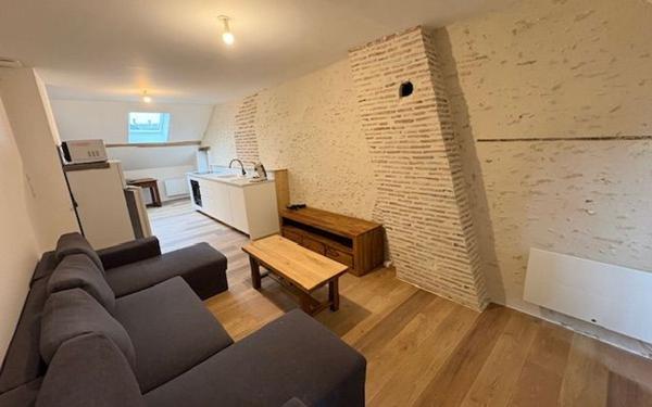 Appartement à louer    2 pièces •  Contres