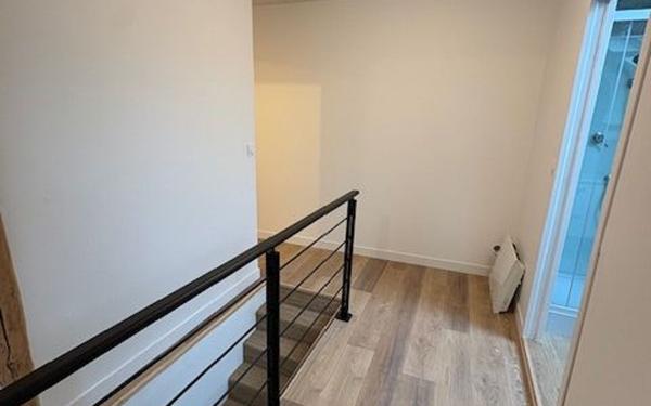 Appartement à louer    2 pièces •  Contres