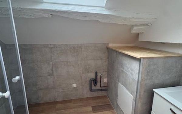 Appartement à louer    2 pièces •  Contres