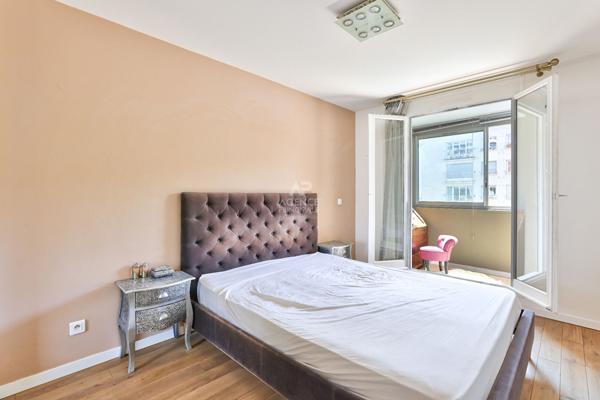 SEVRES CENTRE - APPARTEMENT LUMINEUX €435 000 ** - Référence 619-S