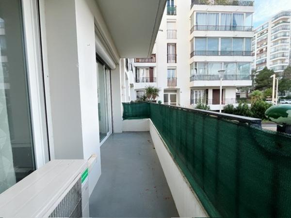 Magnifique appartement T3 de 57 m² en rez-de-chaussée d'une petite copropriété aux faibles charges