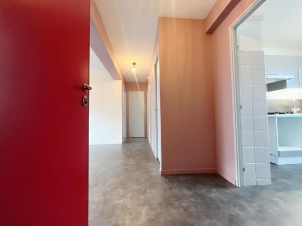 Magnifique appartement T3 de 57 m² en rez-de-chaussée d'une petite copropriété aux faibles charges