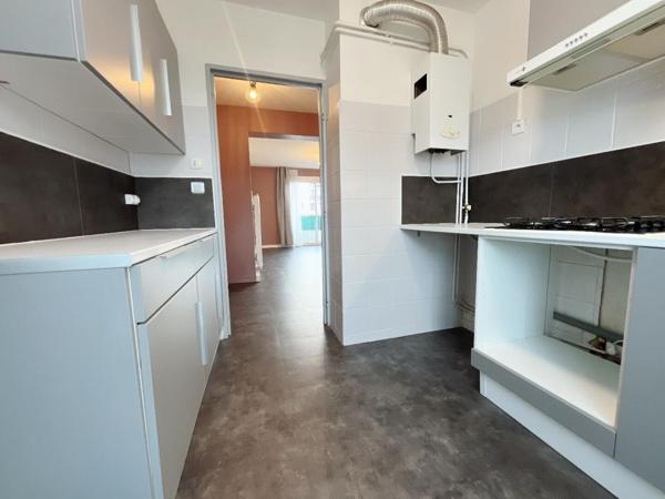 Magnifique appartement T3 de 57 m² en rez-de-chaussée d'une petite copropriété aux faibles charges