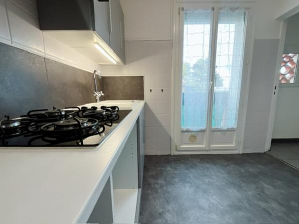 Magnifique appartement T3 de 57 m² en rez-de-chaussée d'une petite copropriété aux faibles charges