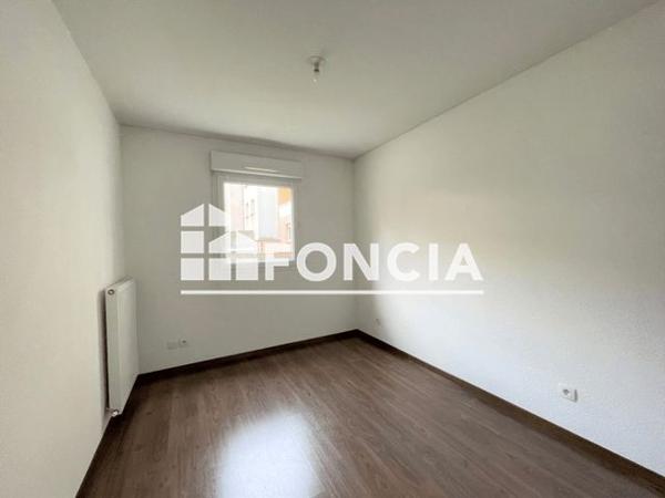 Location Appartement 3 pièces 77.1 m² - 9 RUE DODE Voiron 38500