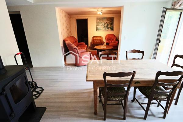 Maison bi-famille de 233 m² avec jardin, verger et garage