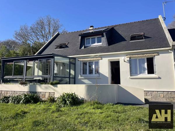 CROZON - MAISON NEO BRETONNE - TRES BEAUX VOLUMES - PARCELLE DE 2300 M2