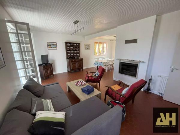 CROZON - MAISON NEO BRETONNE - TRES BEAUX VOLUMES - PARCELLE DE 2300 M2