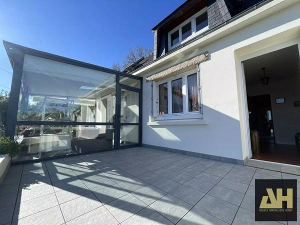 CROZON - MAISON NEO BRETONNE - TRES BEAUX VOLUMES - PARCELLE DE 2300 M2