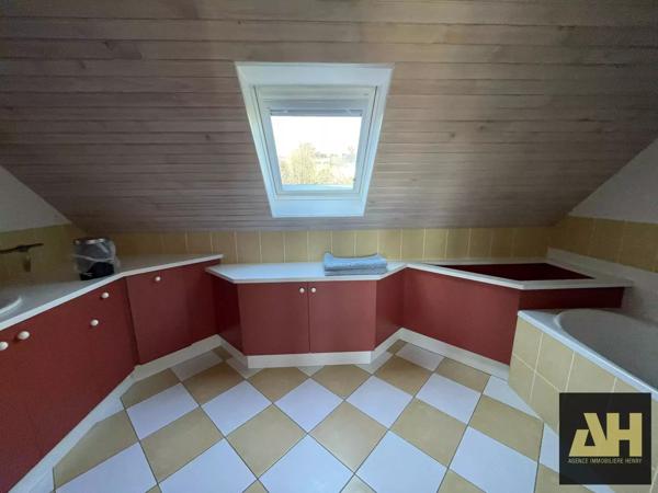 CROZON - MAISON NEO BRETONNE - TRES BEAUX VOLUMES - PARCELLE DE 2300 M2
