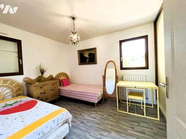 PORNIC, entre le Pont du Clion et le Val St martin, maison de famille de plain pied d'environ 213 m²