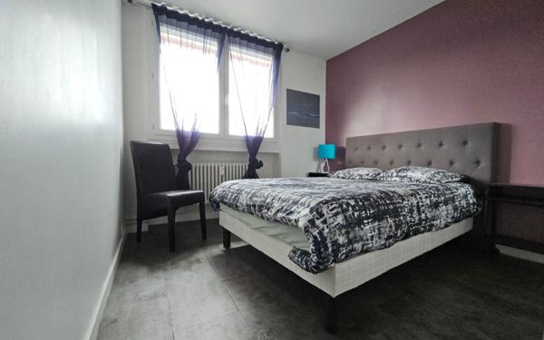 Appartement à vendre    3 pièces • 74,78 m2 Saint-Étienne