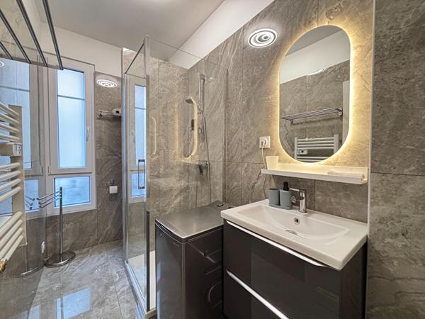 Charmant 2 Pièces refait à neuf - Petit Ivry