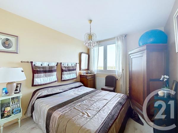 Appartement T3 à vendre  3 pièces - 72 m2 TROYES - 10