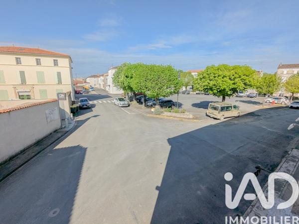 Immeuble à vendre 160 m² Beauvais-sur-Matha