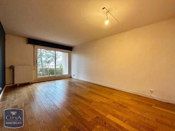 Appartement à louer 5 pièces 80m²