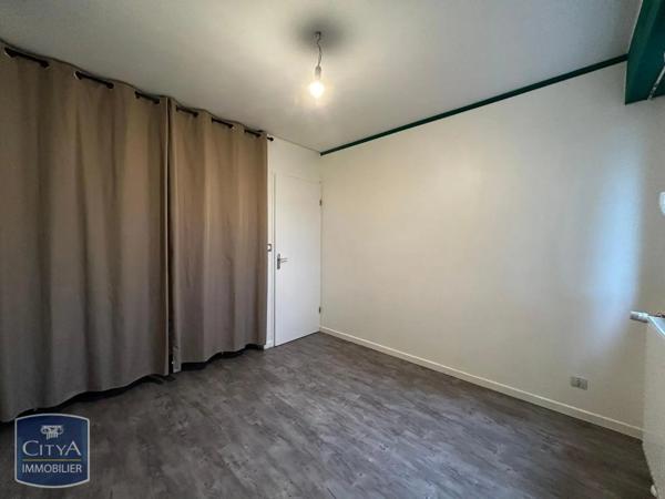 Appartement à louer 5 pièces 80m²