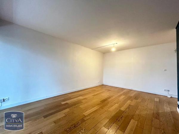 Appartement à louer 5 pièces 80m²