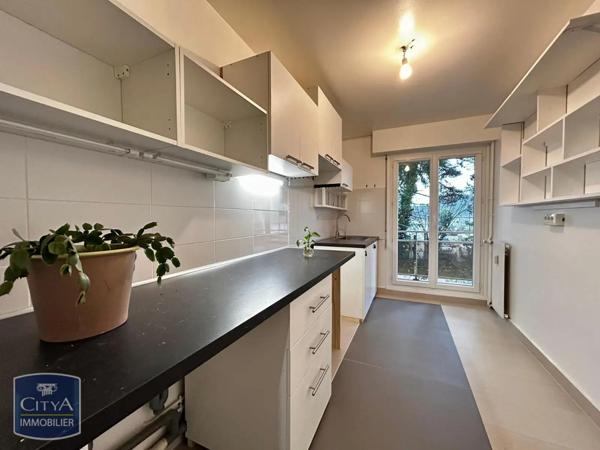 Appartement à louer 5 pièces 80m²